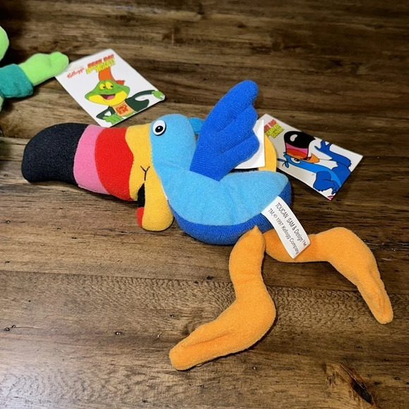 NWT Kellogg’s Cereal Kellanova Co. Toucan Sam Dig ‘Em Bean Bag Breakfast Bunch - Picture 7 of 8